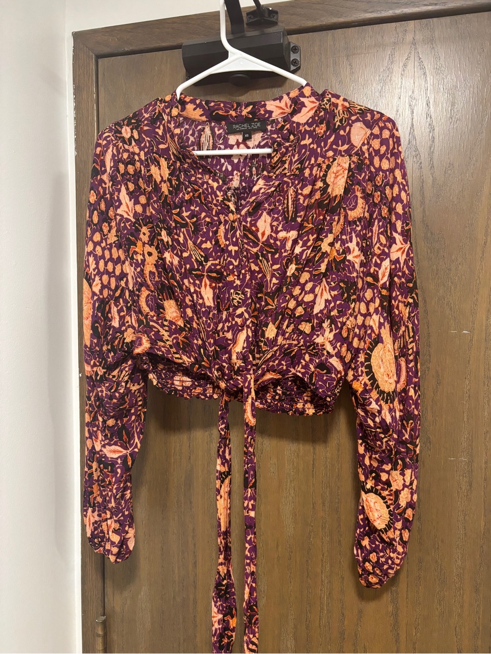 New Rachel Zoe Crop Top Medium Butterfly Button Tie Front Long Sleeve Blouse